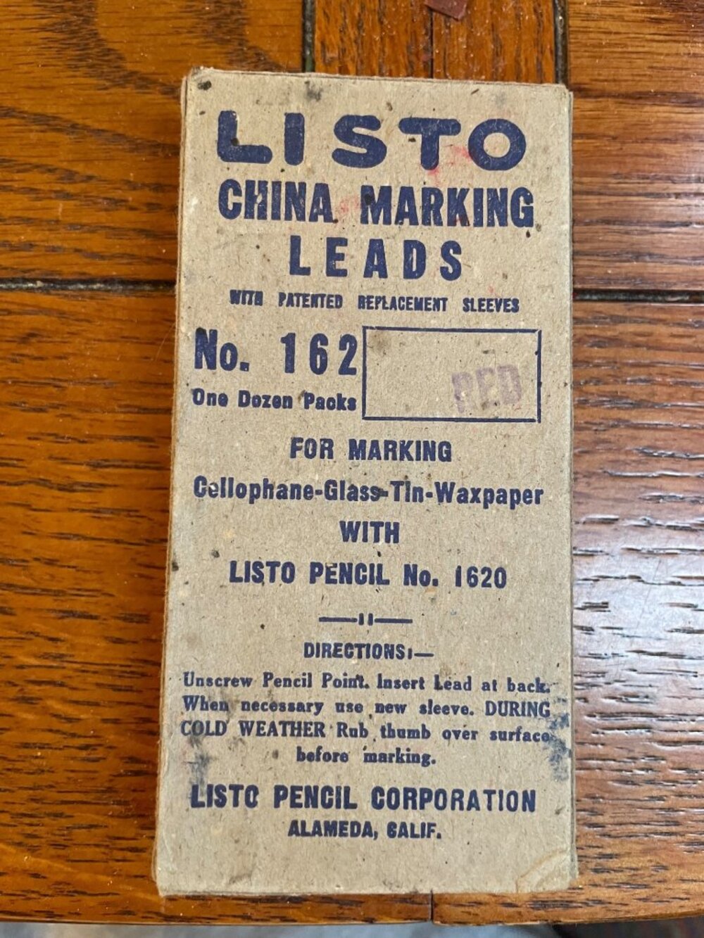 Listo China Marking Leads No 162 Red With Pencil & Replacement Sleeves For Glass